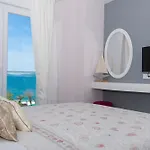 Soho Apartment *