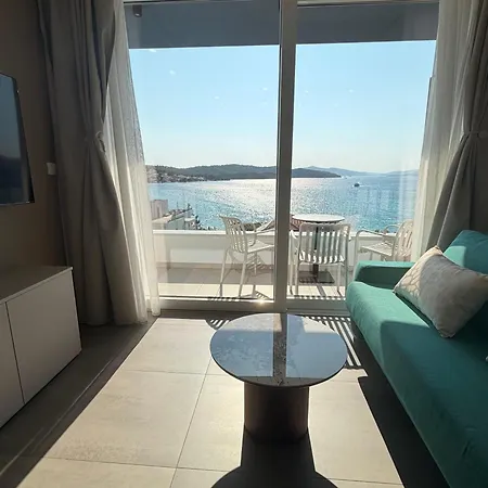 Soho Apartment