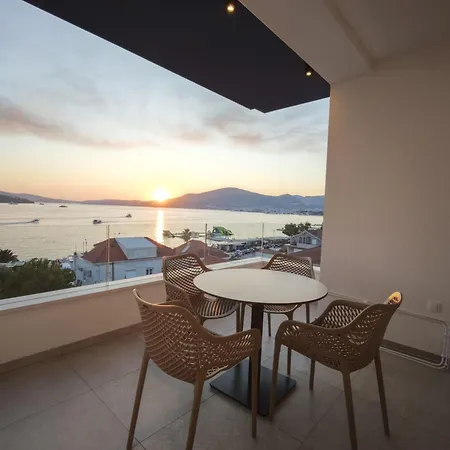 Soho Apartment *